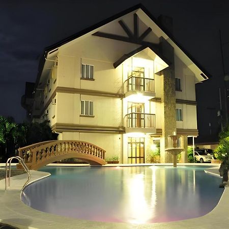 Chocolate And Berries Hotel Baliuag Zewnętrze zdjęcie